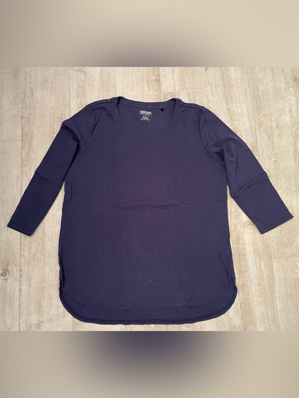 Kirkland Signature Women's Navy 3/4 Sleeve Crewneck Top, Large